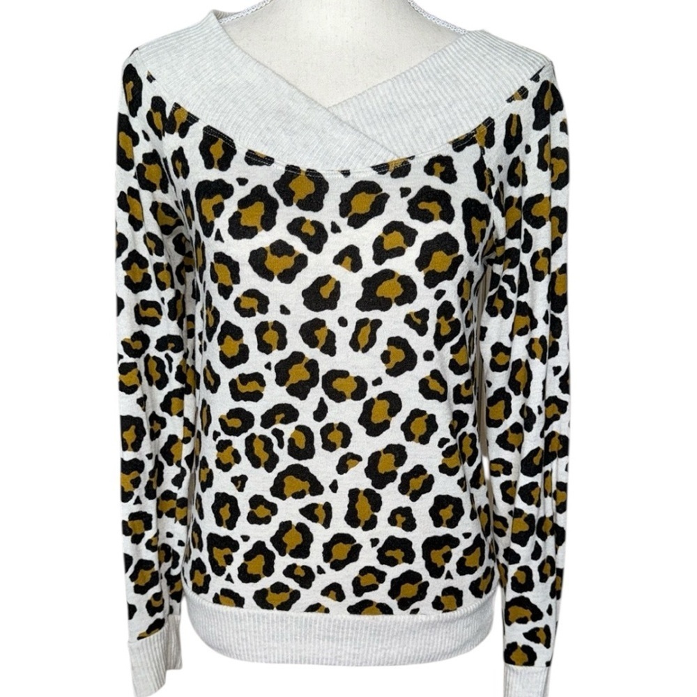 Ivory Leopard Animal Print Long Sleeve Top Contrast Rib Knit Trim Streetwear - Picture 13 of 13